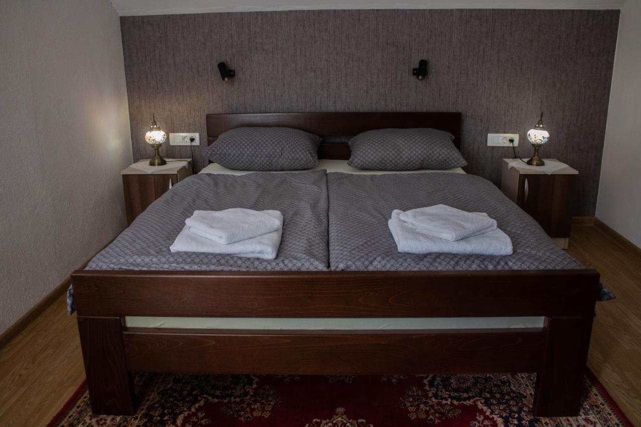 Holiday Residence Buric Visoko Eksteriør bilde
